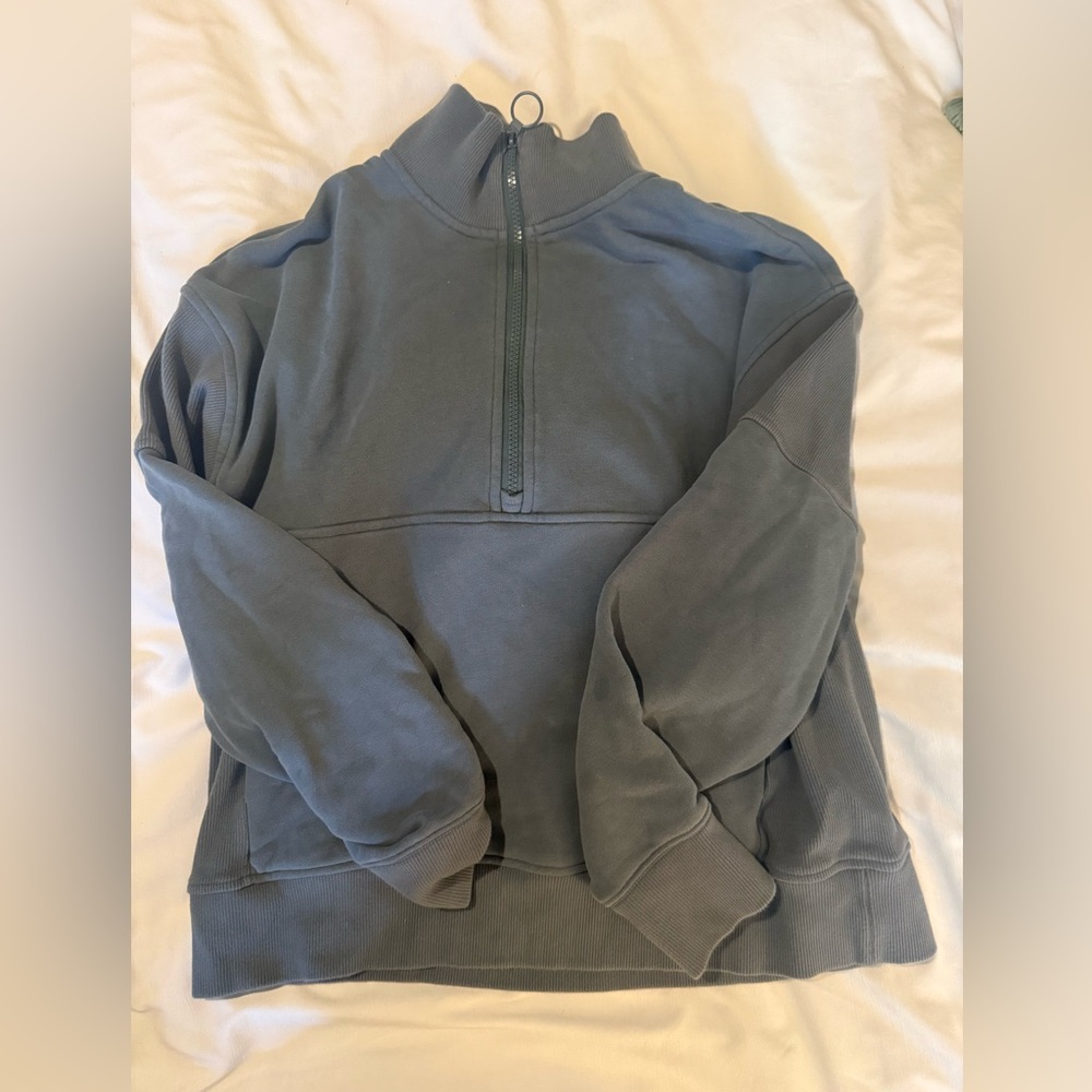 Vuori quarter zip